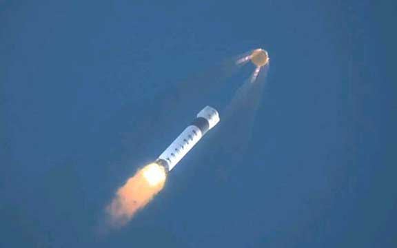 Illustration of SpaceX's SuperDraco escape system.