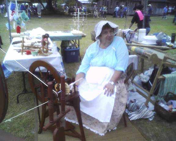 WoolSpinning-LoisWebber