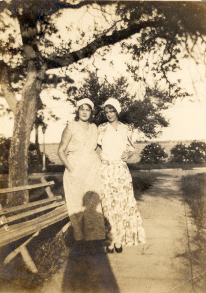 25--Best-Friends--Virginia-Key--Florence-Honeywell