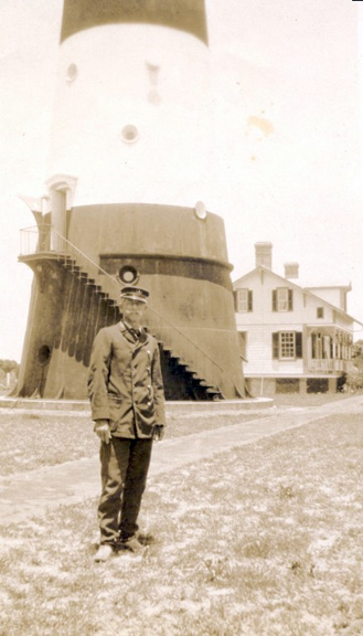 54--Capt-Clinton-Honeywell