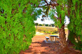BlueHolePicnic1.jpg