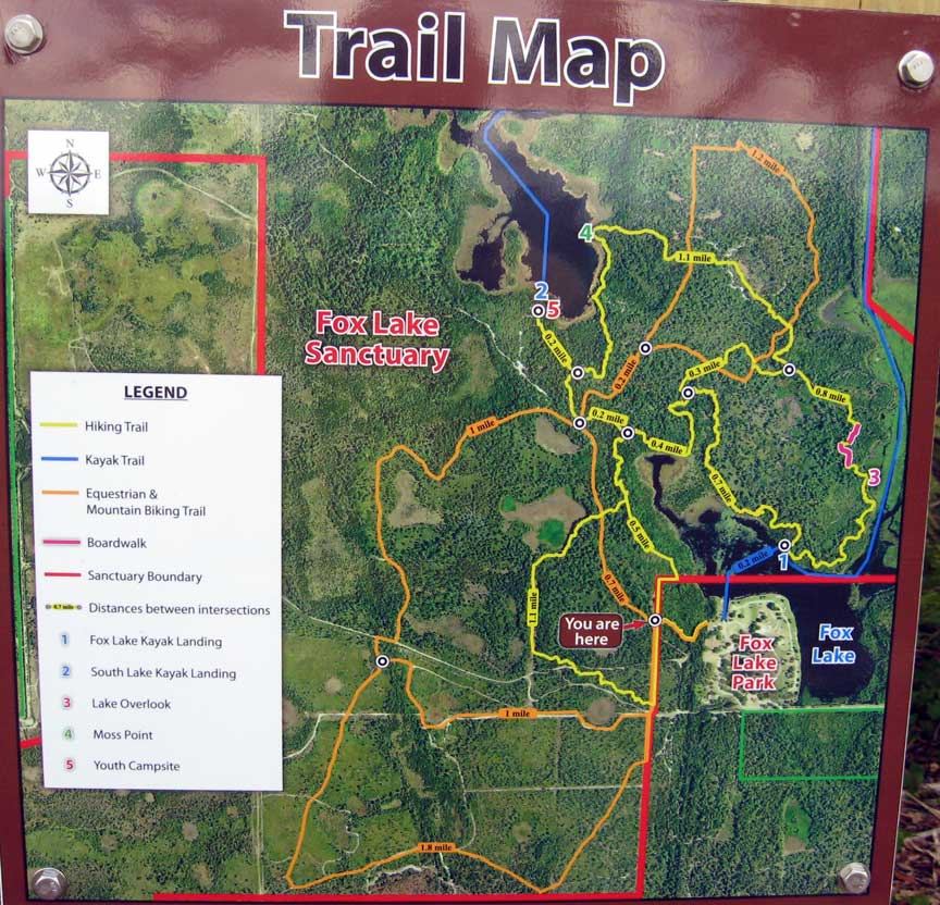 Trail map at first junction  in Fox Lake Sanctuary