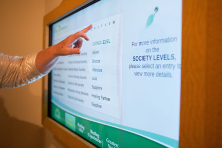 Jess Parrish Medical Foundation Honors Major Donors - 4