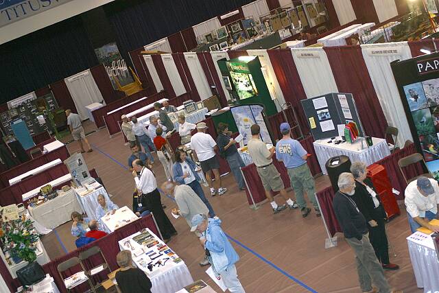 ExhibitsLookingForSp#10015